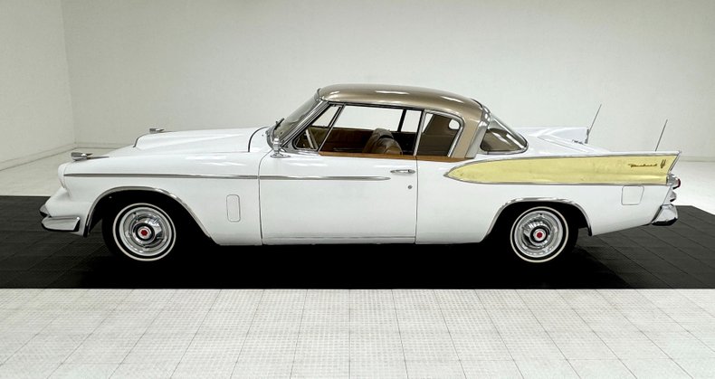 Packard-Hawk-1958-Snow-White-Tan-46