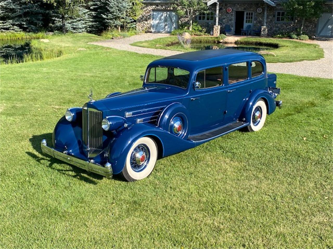 Packard-Limousine-1935-Blue-Tan-1