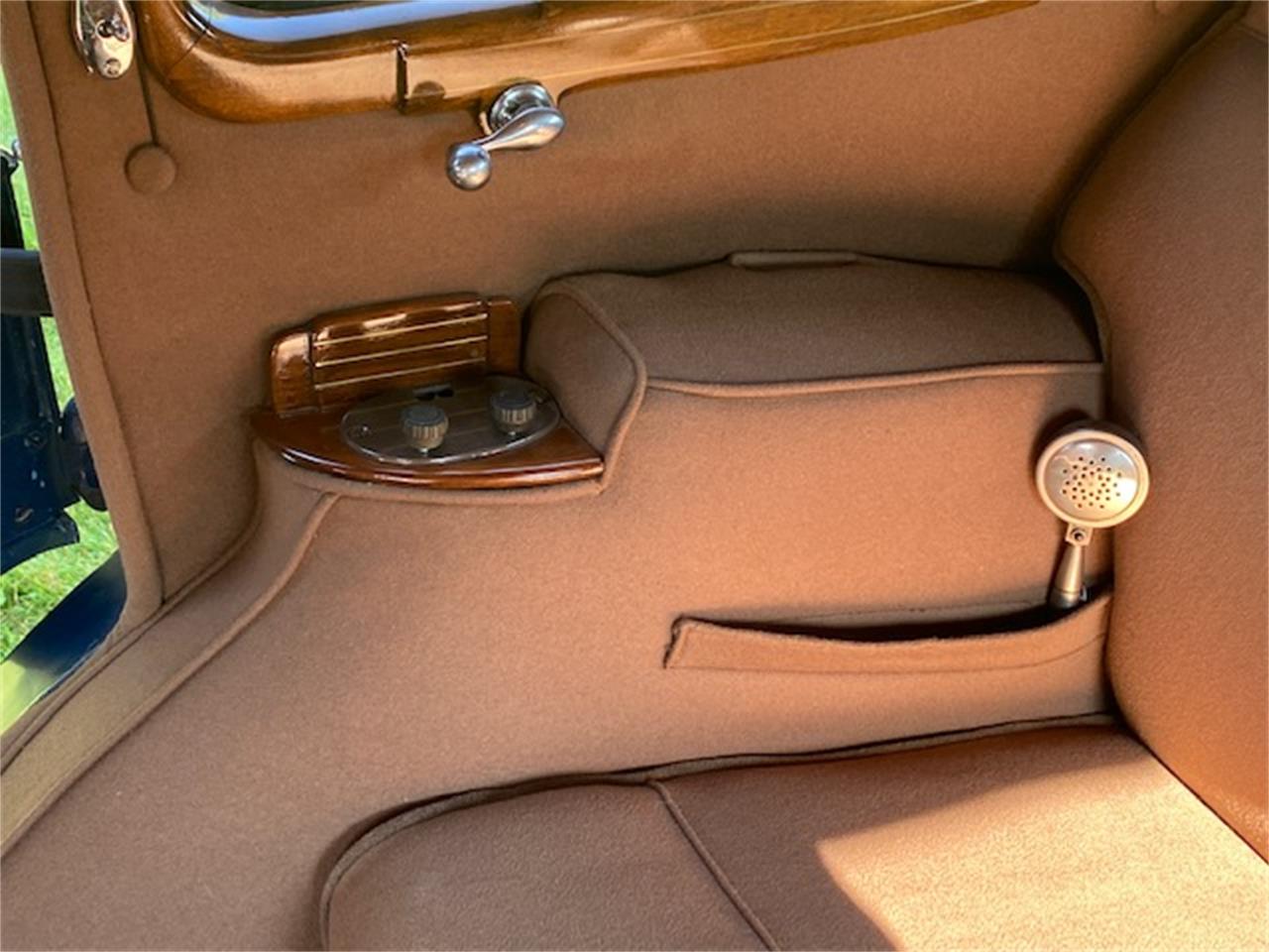 Packard-Limousine-1935-Blue-Tan-14