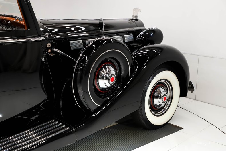 Packard-Other-1938-Formal-Black-Beige-19