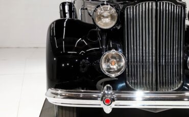 Packard-Other-1938-Formal-Black-Beige-37