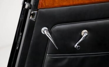 Packard-Other-1938-Formal-Black-Beige-42