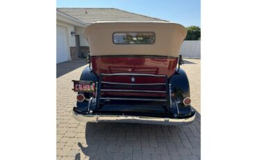 Packard-Phaeton-1932-Burgandy-Black-2