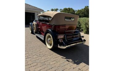 Packard-Phaeton-1932-Burgandy-Black