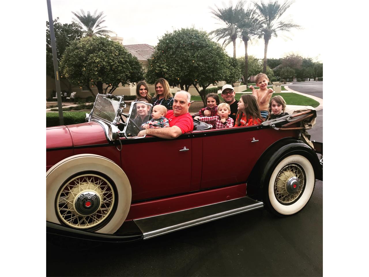 Packard-Phaeton-1932-Burgandy-Black-6