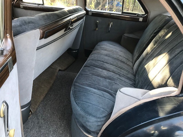Packard-Standard-88-1949-Sedan-9