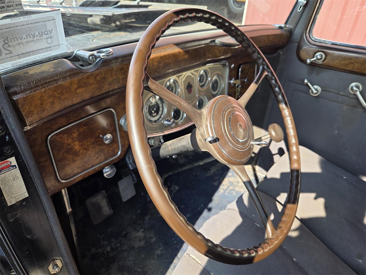 Packard-Standard-eight-1934-3