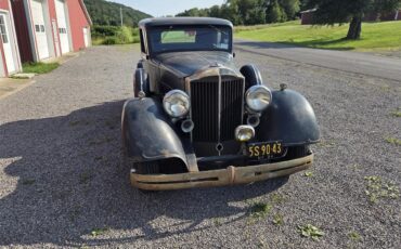 Packard-Standard-eight-1934