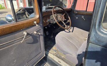 Packard-Standard-eight-1934-4