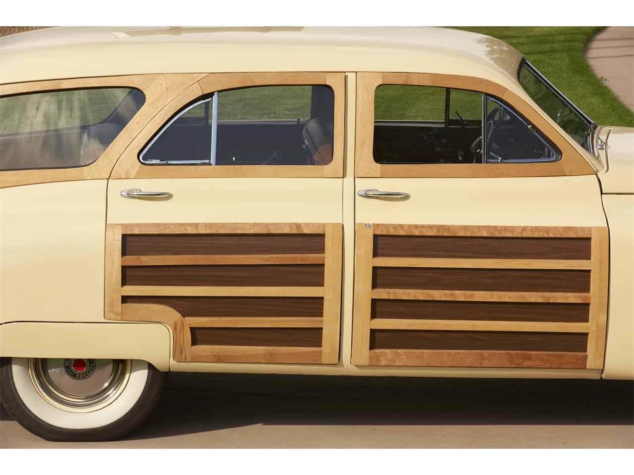 Packard-Woody-wagon-1949-Light-Yellow-Brown-12