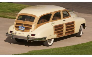 Packard-Woody-wagon-1949-Light-Yellow-Brown