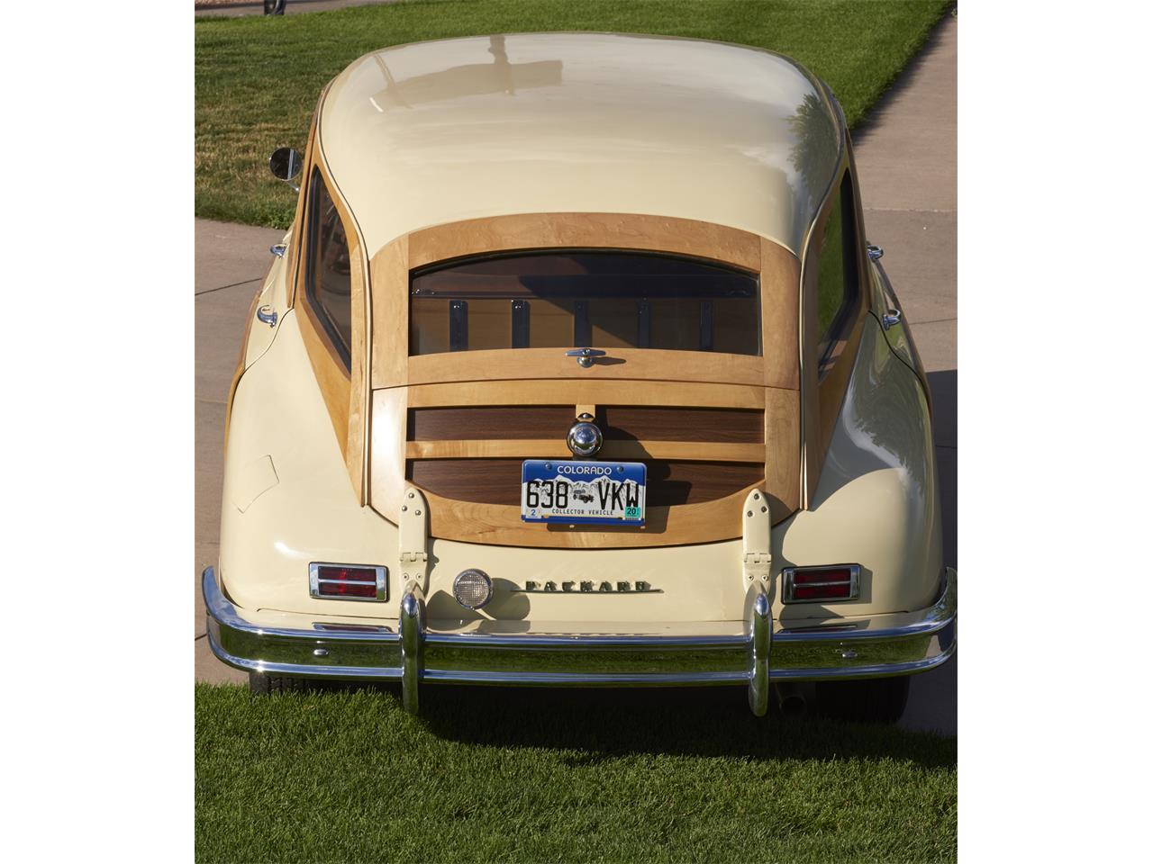 Packard-Woody-wagon-1949-Light-Yellow-Brown-5