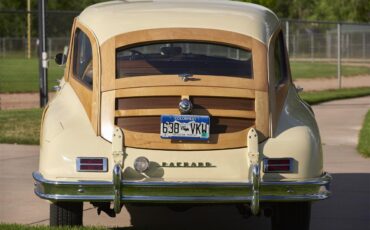 Packard-Woody-wagon-1949-Light-Yellow-Brown-6
