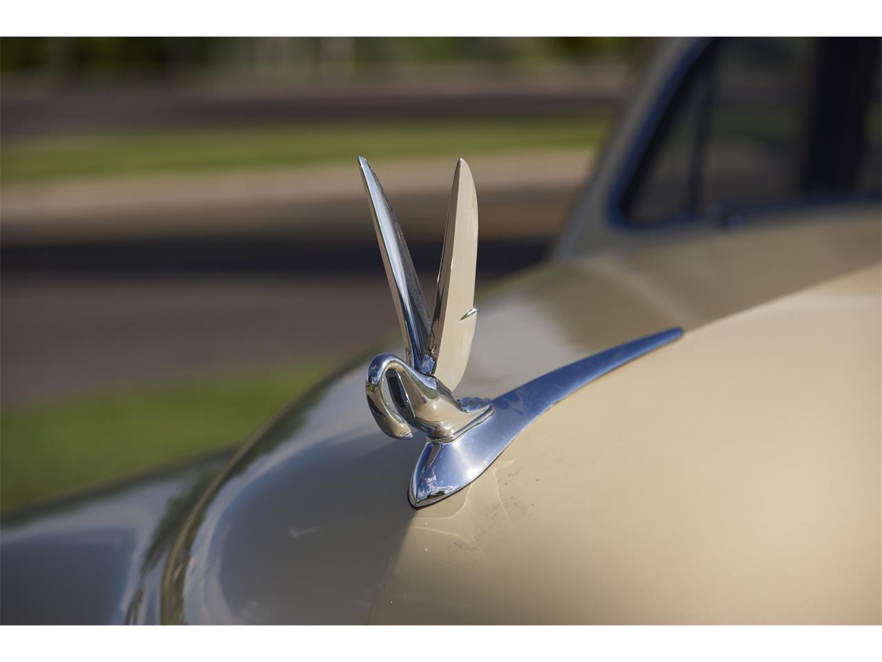 Packard-Woody-wagon-1949-Light-Yellow-Brown-8
