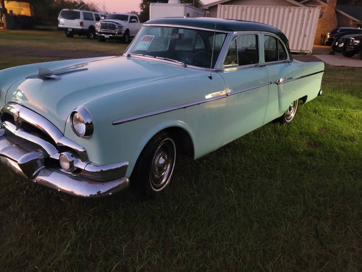 Packard-clipper-deluxe-ii-1954-blue-2