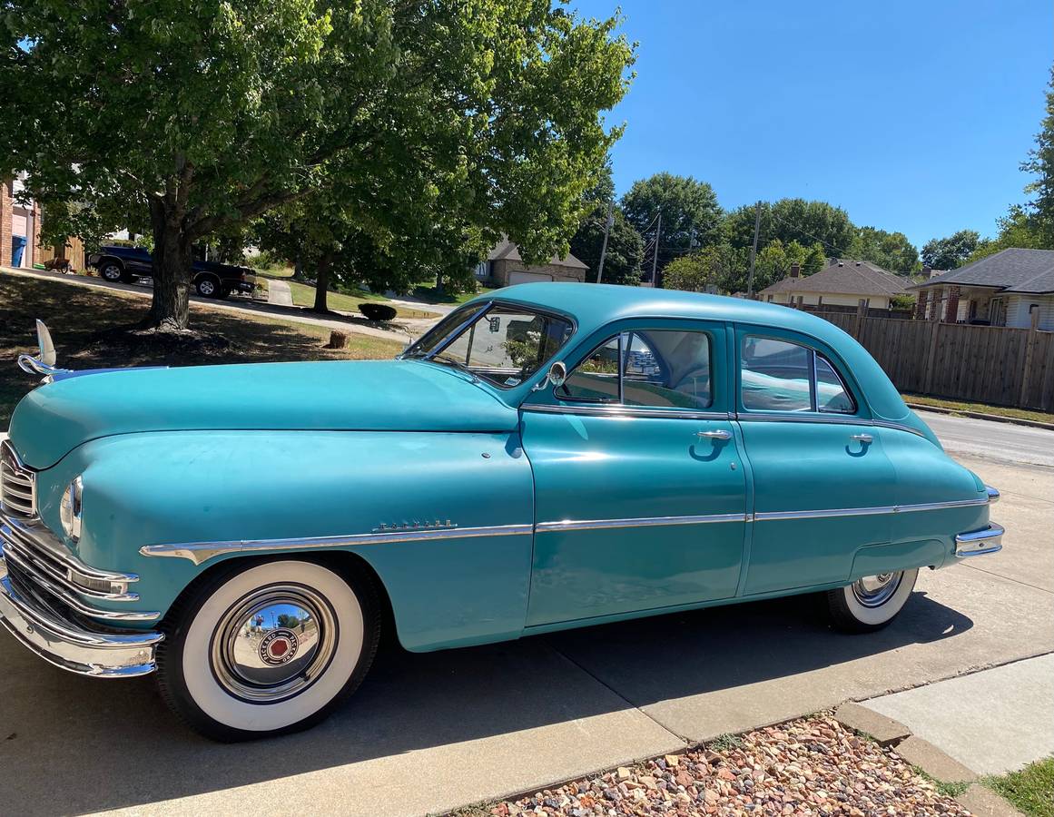 Packard-deluxe-8-1950-blue-1