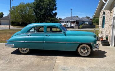 Packard-deluxe-8-1950-blue-2