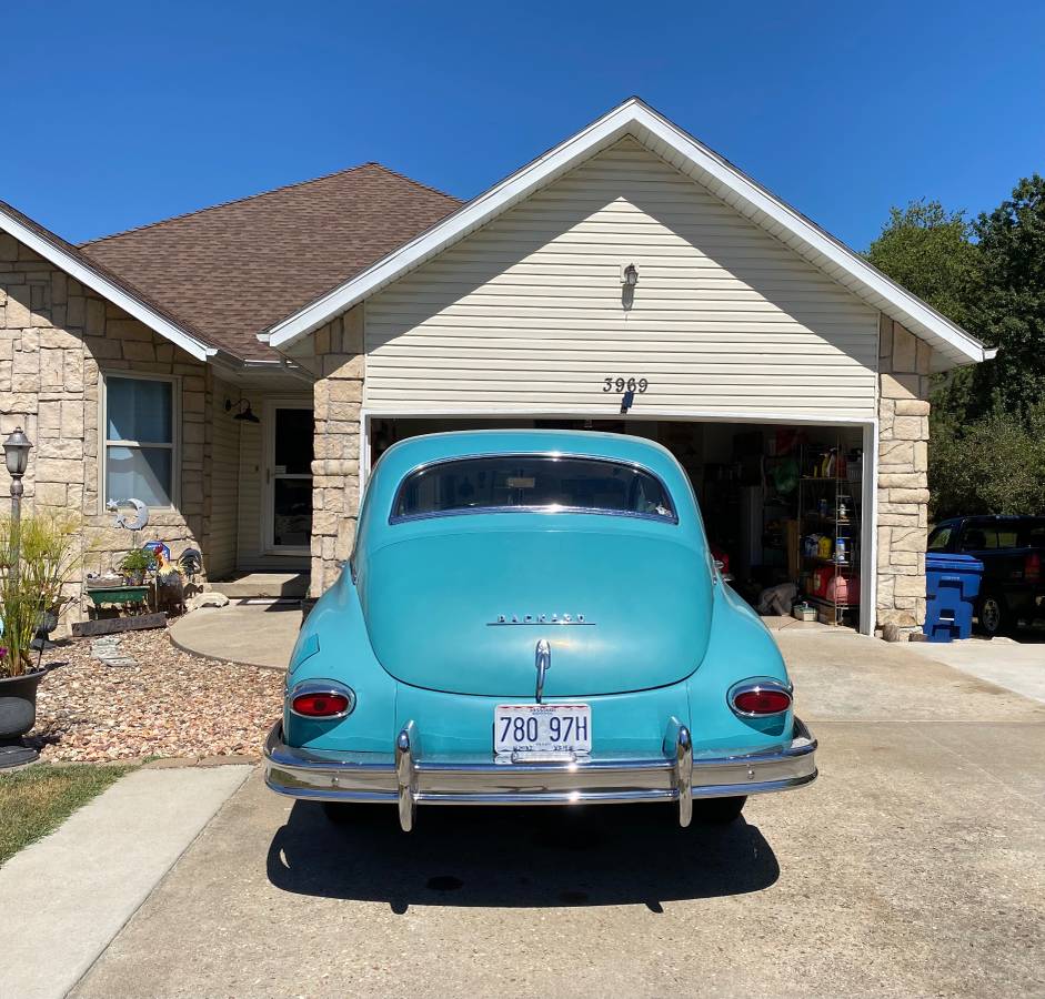 Packard-deluxe-8-1950-blue-3