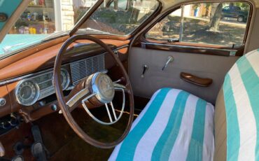Packard-deluxe-8-1950-blue-4
