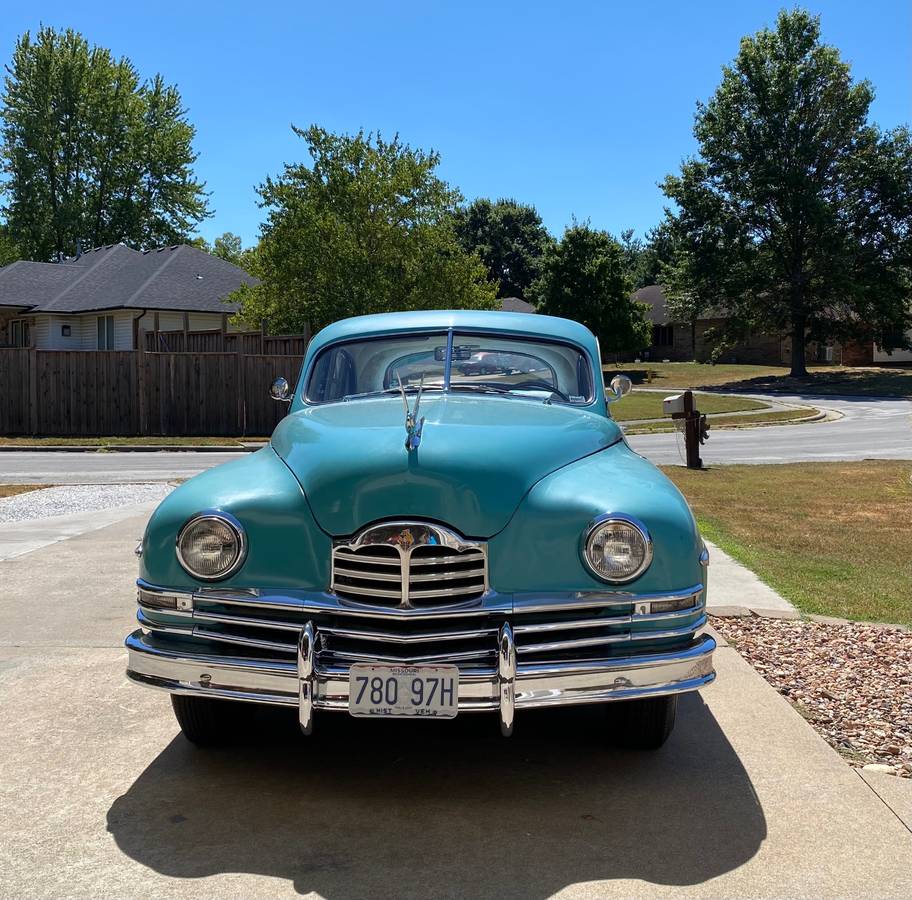 Packard-deluxe-8-1950-blue
