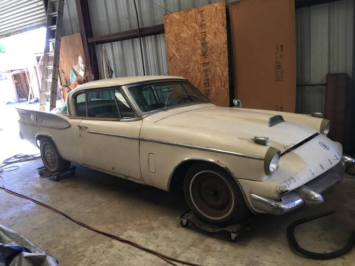 Packard-hawk-1958-white-2