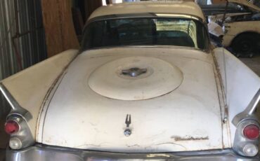 Packard-hawk-1958-white