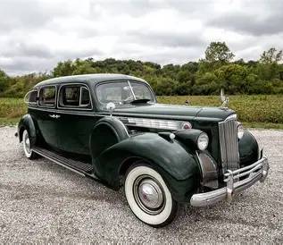 Packard-limousine-1940-1