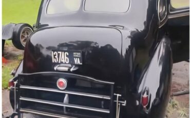 Packard-limousine-1940-11