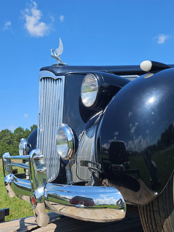 Packard-limousine-1940-4