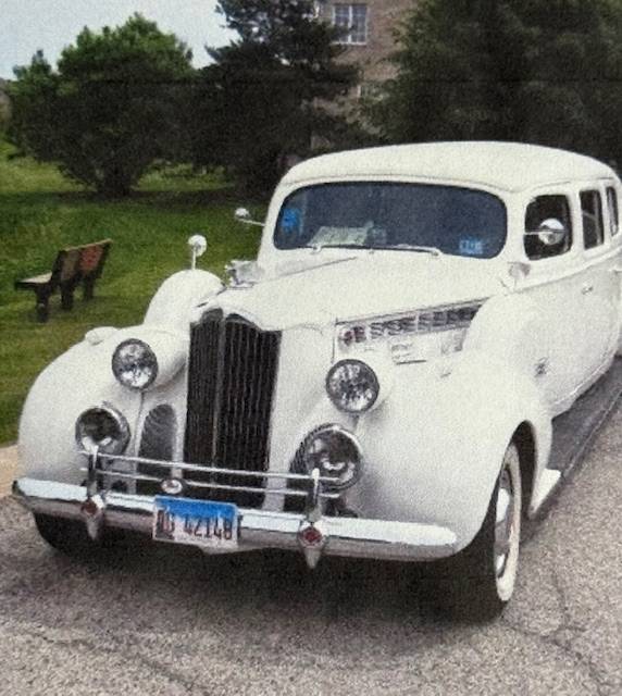 Packard-limousine-1940-7