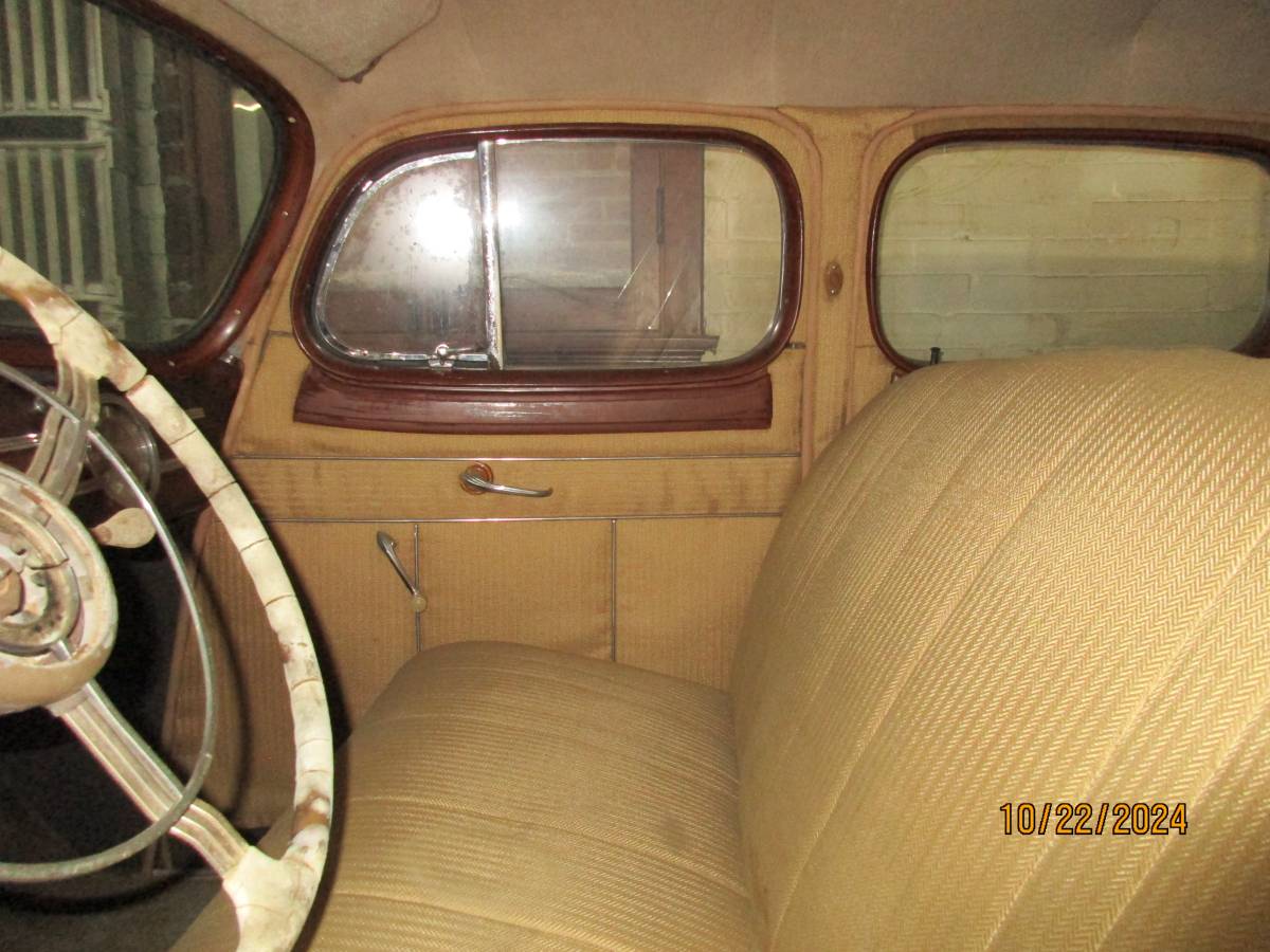 Packard-model-120-1940-11
