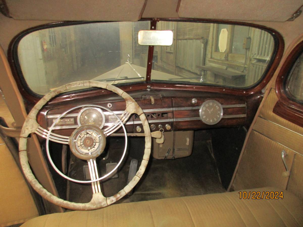 Packard-model-120-1940-15