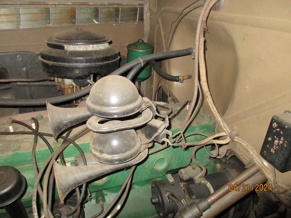Packard-model-120-1940-5