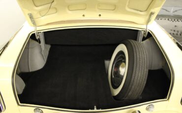 Packard-model-250-1951-yellow-13