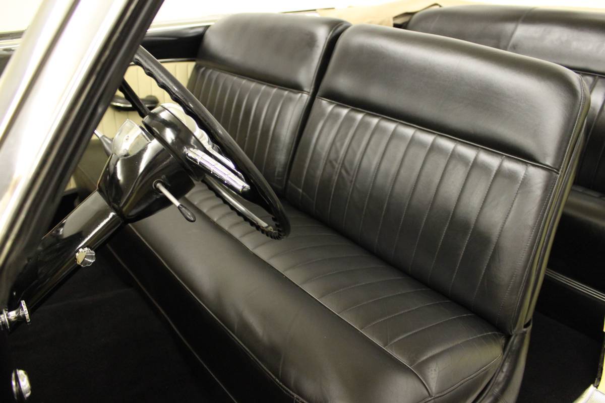 Packard-model-250-1951-yellow-15