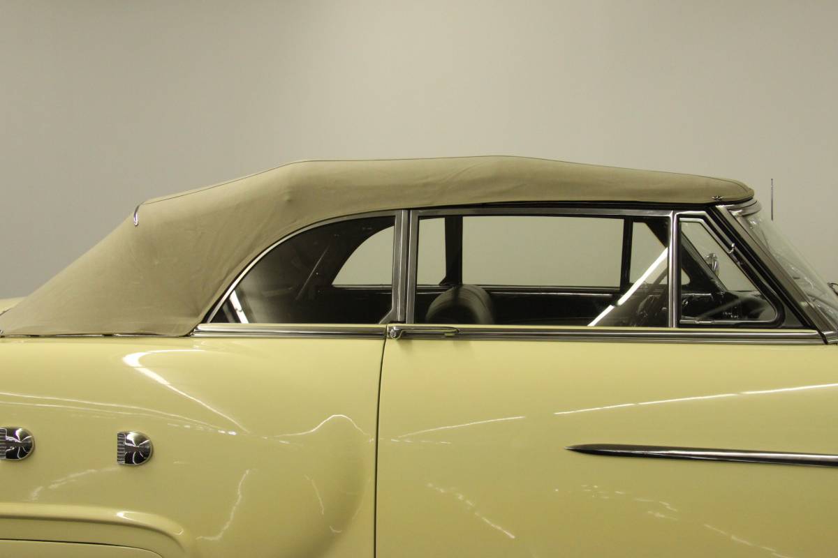 Packard-model-250-1951-yellow-18