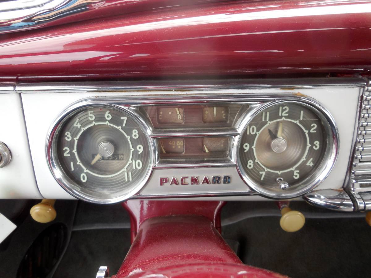 Packard-standard-8-touring-sedan-1949-11