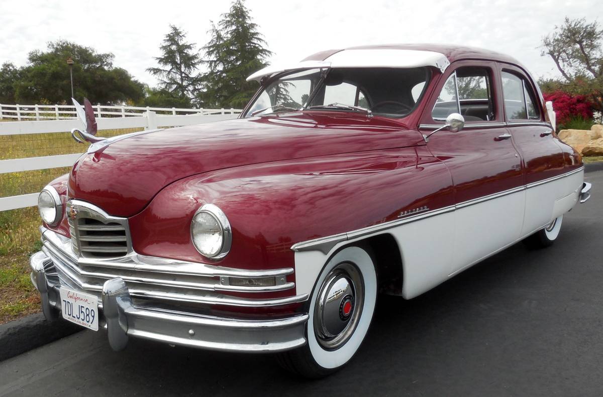 Packard-standard-8-touring-sedan-1949-18