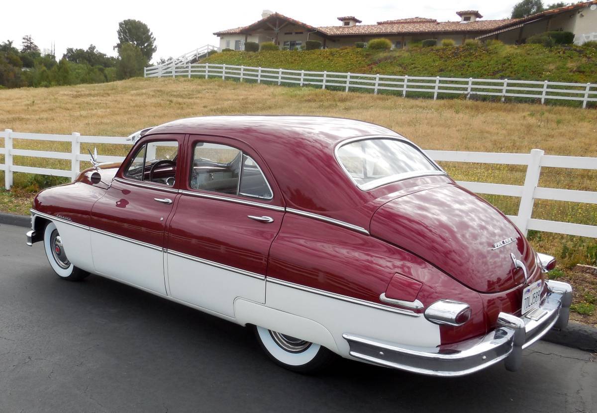 Packard-standard-8-touring-sedan-1949-4