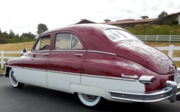 Packard-standard-8-touring-sedan-1949-5