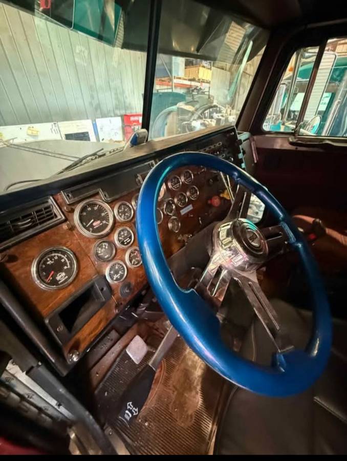 Peterbilt-379-diesel-1993-blue-5