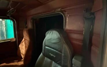 Peterbilt-379-diesel-1993-blue-6