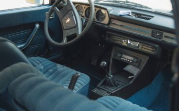 Peugeot-504-1978-21