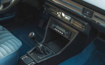 Peugeot-504-1978-22