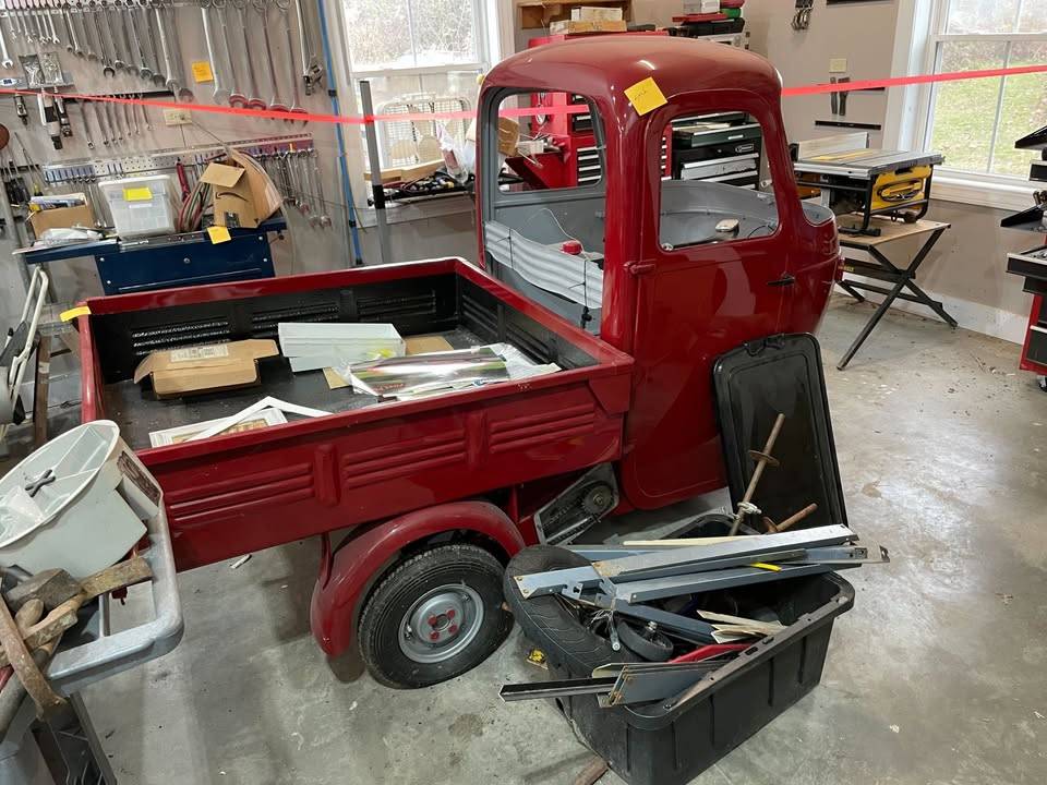 Piaggio-ape-1956-red-3