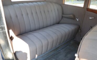 Pierce-arrow-Model-81-1928-Black-Tan-7