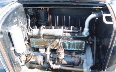 Pierce-arrow-Model-81-1928-Black-Tan-8