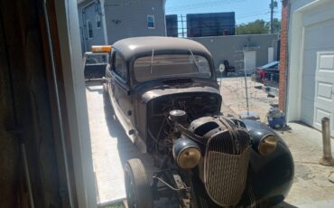 Plymouth-1938-black-11
