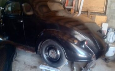 Plymouth-1938-black-6