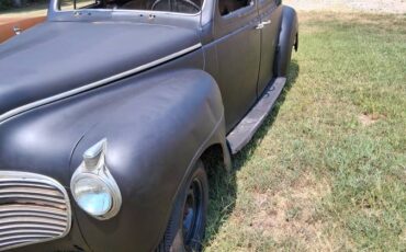 Plymouth-1941-black-1